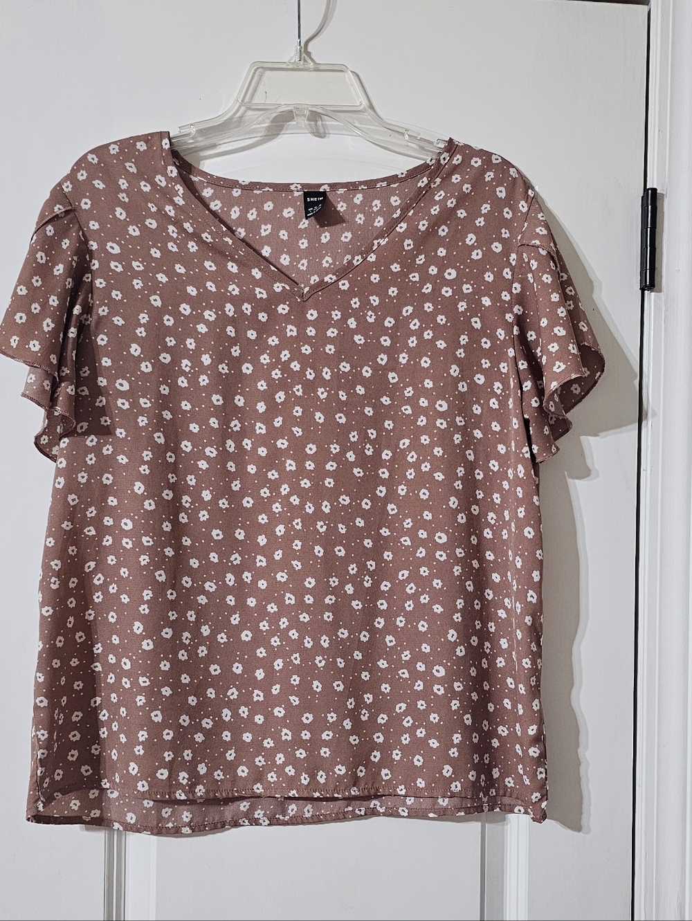 Women's Dusty Rose Floral V-Neck Blouse